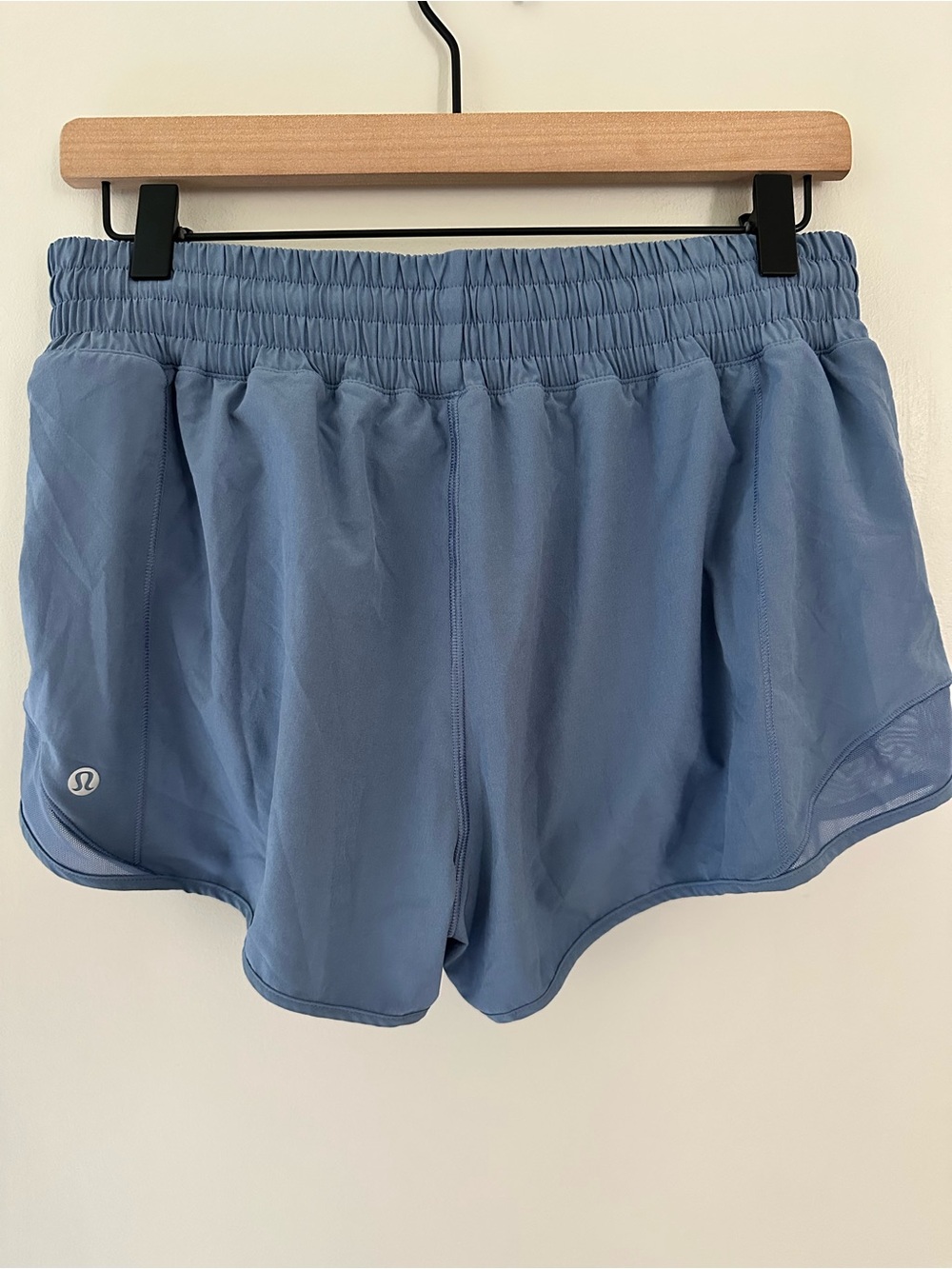 Lululemon Hotty Hot Athletic Running Light Blue Shorts - Picture 3 of 12
